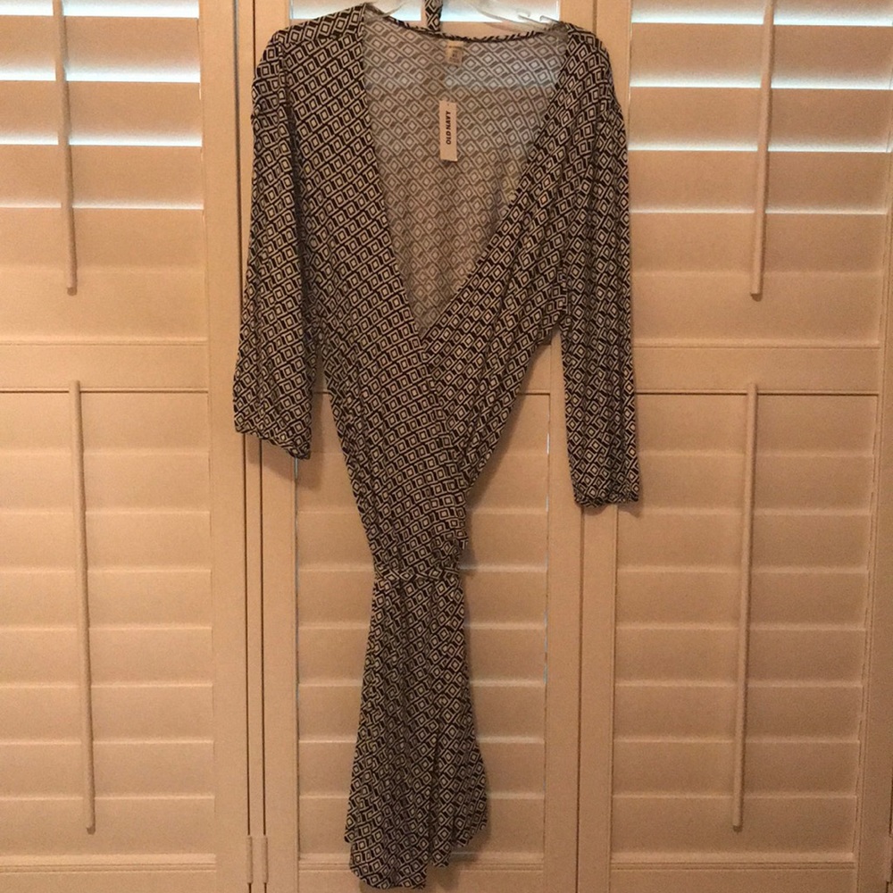 Black/White wrap dress